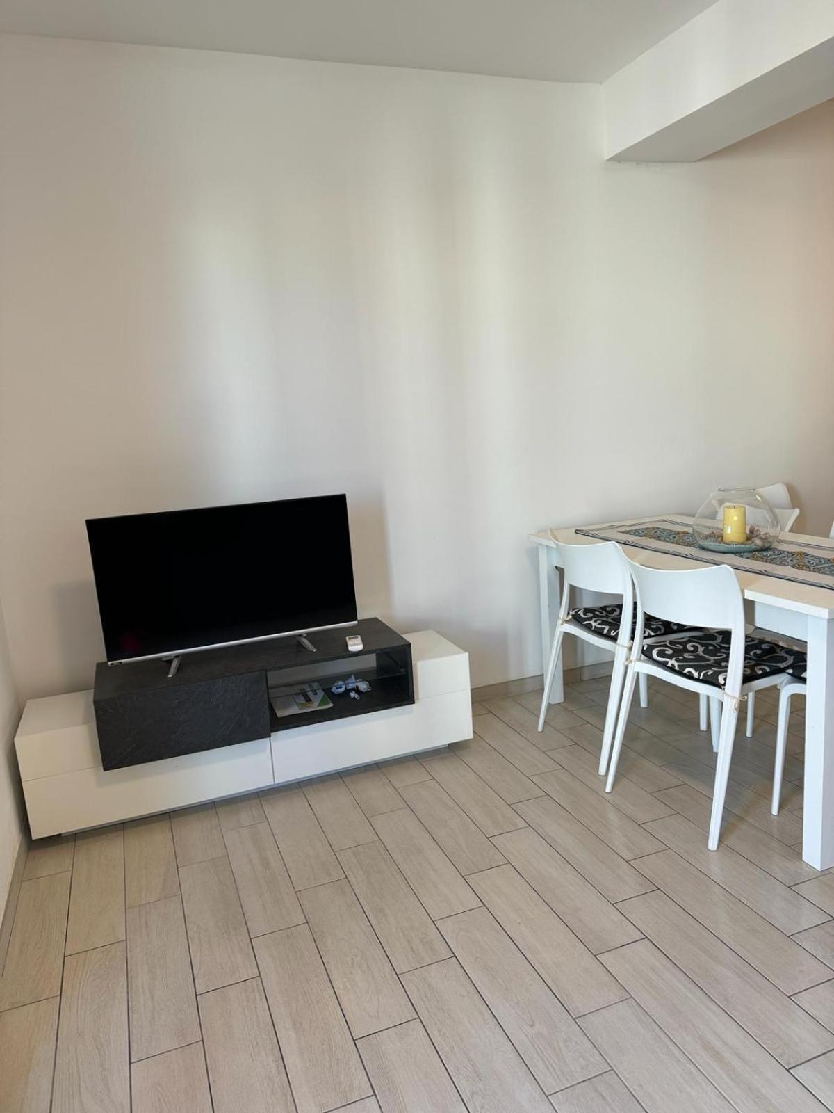 Apartment .geovy's Place